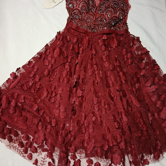 Elegant Asymmetrical Red Dress - Picture 2 of 8